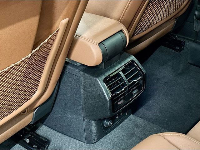 2025 Audi Q3 S line Premium Plus 45 TFSI quattro - 22997581 - 16