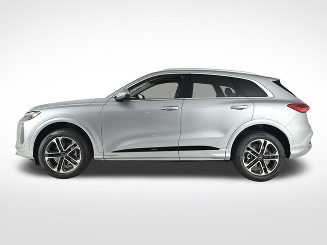 2025 Audi Q5 Premium 2.0 TFSI quattro - 22912263 - 1