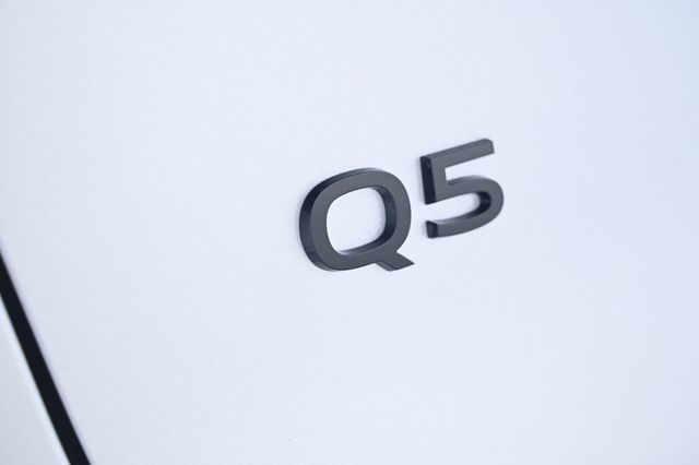 2025 Audi Q5 Premium 2.0 TFSI quattro - 22952232 - 21