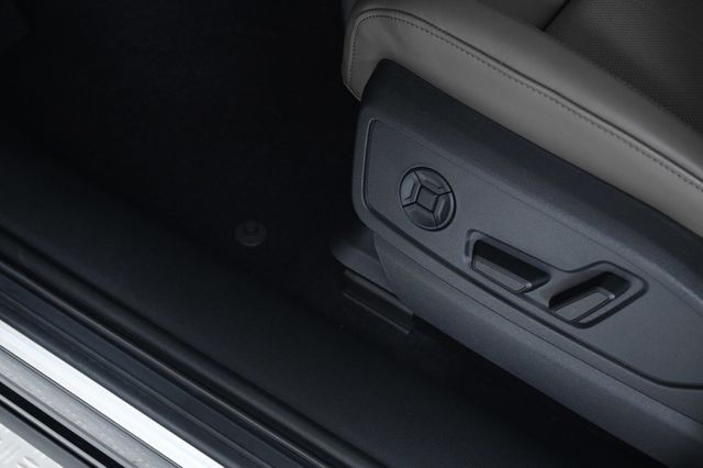 2025 Audi Q5 Premium Plus 2.0 TFSI quattro - 22926192 - 17