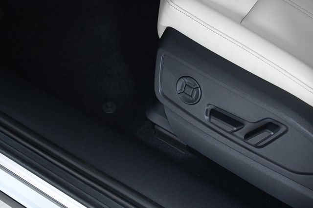 2025 Audi Q5 Premium Plus 2.0 TFSI quattro - 22926238 - 17