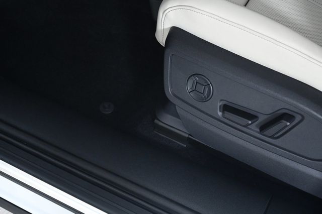 2025 Audi Q5 Prestige 2.0 TFSI quattro - 22952256 - 17