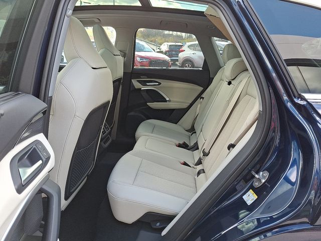 2025 Audi Q5 Prestige 2.0 TFSI quattro - 22935925 - 8