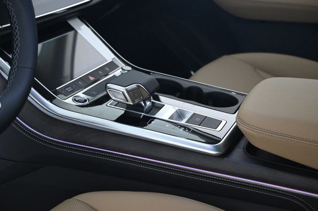 2025 Audi Q7 Premium Plus 45 TFSI quattro - 22924631 - 17