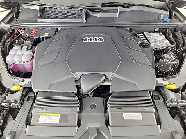 2025 Audi Q7 Premium Plus 55 TFSI quattro - 22660409 - 18