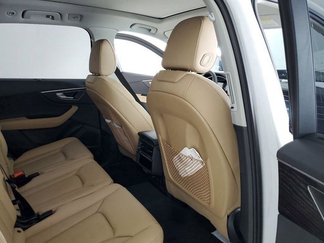 2025 Audi Q7 Premium Plus 55 TFSI quattro - 22854682 - 13
