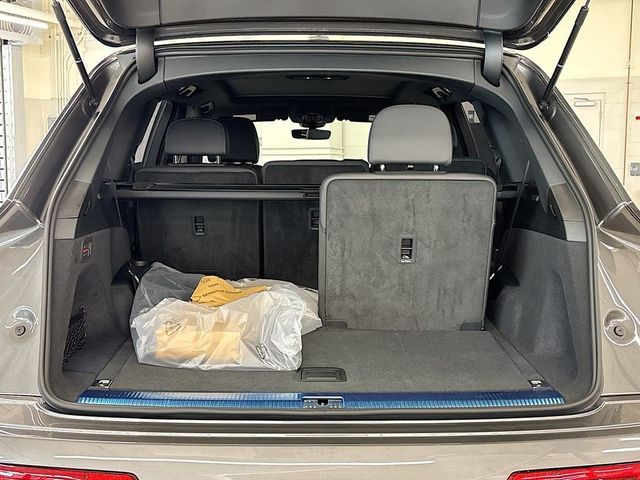 2025 Audi Q7 Premium Plus 55 TFSI quattro - 22928495 - 16