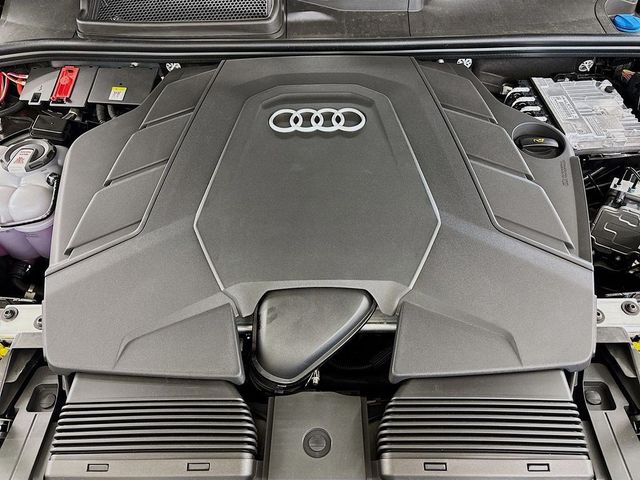 2025 Audi Q7 Premium Plus 55 TFSI quattro - 22928495 - 17