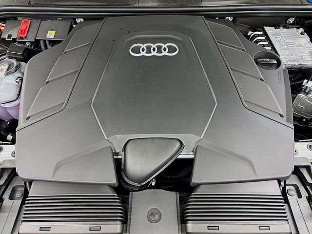 2025 Audi Q7 Premium Plus 55 TFSI quattro - 22928505 - 17