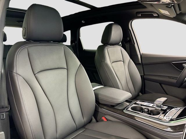 2025 Audi Q7 Premium Plus 55 TFSI quattro - 22930436 - 13