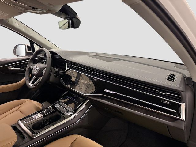 2025 Audi Q7 Premium Plus 55 TFSI quattro - 22930454 - 12