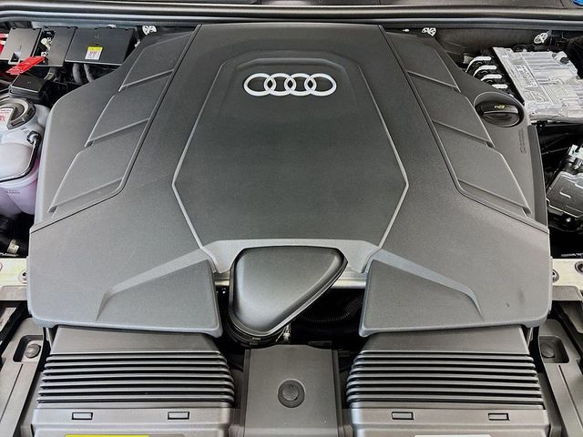 2025 Audi Q7 Premium Plus 55 TFSI quattro - 22930455 - 17
