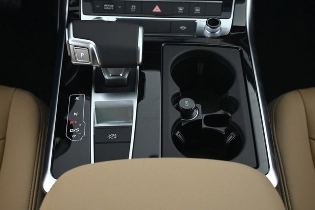 2025 Audi Q7 Premium Plus 55 TFSI quattro - 22931790 - 12