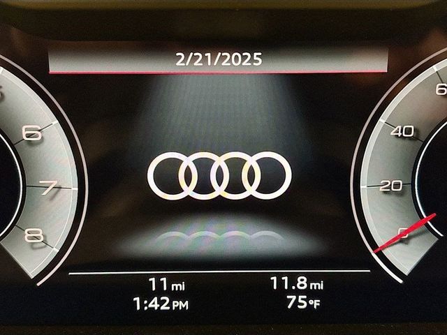 2025 Audi Q7 Premium Plus 55 TFSI quattro - 22981970 - 10