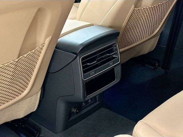 2025 Audi Q7 Premium Plus 55 TFSI quattro - 22981970 - 15