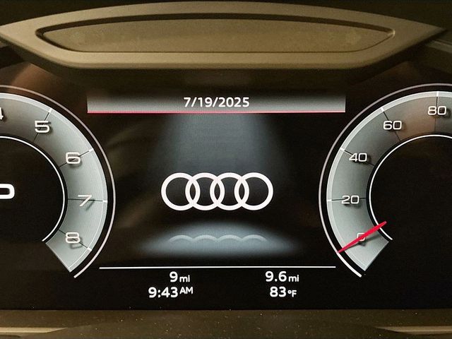 2025 Audi Q7 Premium Plus 55 TFSI quattro - 23006943 - 10