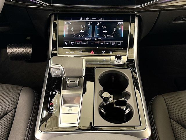 2025 Audi Q7 Premium Plus 55 TFSI quattro - 23006943 - 12