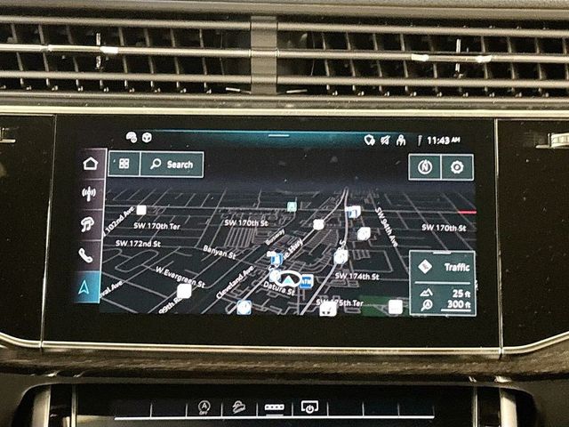 2025 Audi Q7 Premium Plus 55 TFSI quattro - 23006945 - 11