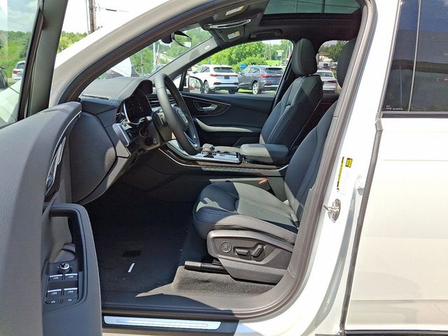 2025 Audi Q7 Premium Plus 55 TFSI quattro - 22886647 - 11