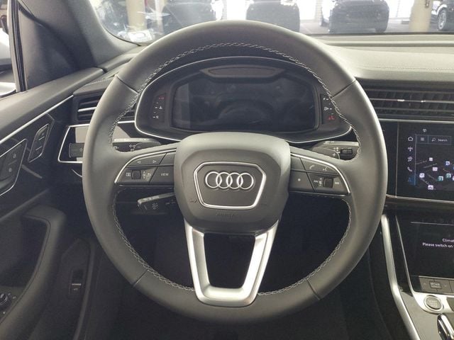 2025 Audi Q8 Premium 55 TFSI quattro - 22686272 - 9