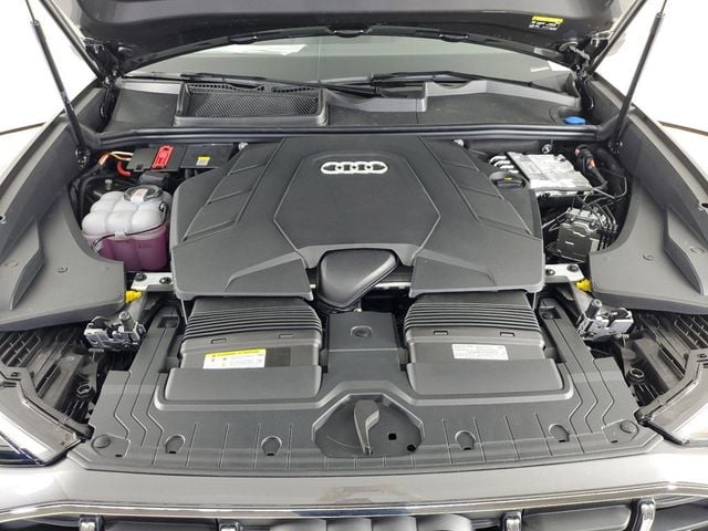 2025 Audi Q8 Premium Plus 55 TFSI quattro - 22687972 - 18