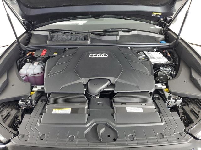 2025 Audi Q8 Premium Plus 55 TFSI quattro - 22711287 - 18