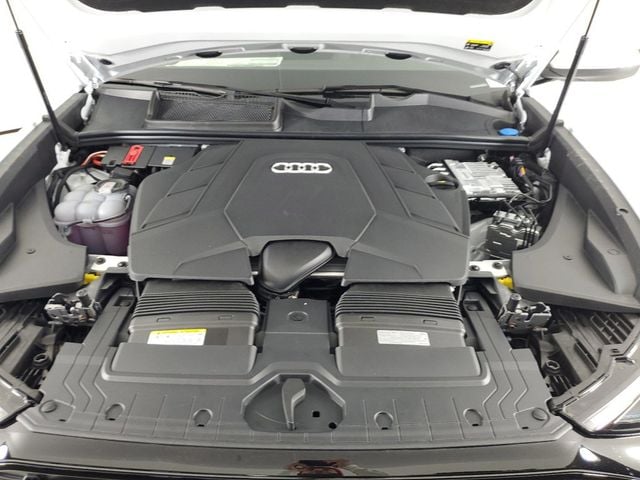 2025 Audi Q8 Premium Plus 55 TFSI quattro - 22737552 - 18