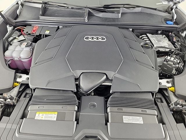 2025 Audi Q8 Premium Plus 55 TFSI quattro - 22747973 - 18