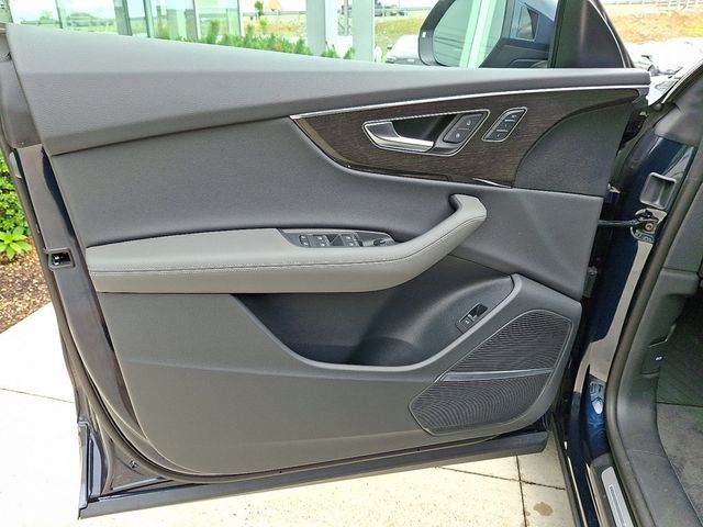 2025 Audi Q8 Premium Plus 55 TFSI quattro - 22883068 - 10