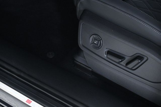 2025 Audi SQ5 Premium Plus 3.0 TFSI quattro - 22941280 - 17