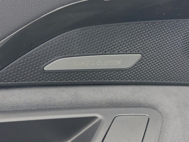 2025 Audi SQ5 Premium Plus 3.0 TFSI quattro - 22954166 - 17