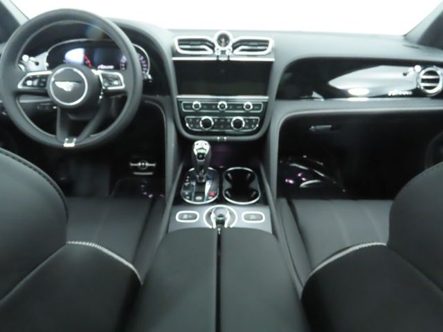 2025 Bentley Bentayga  - 22803697 - 12