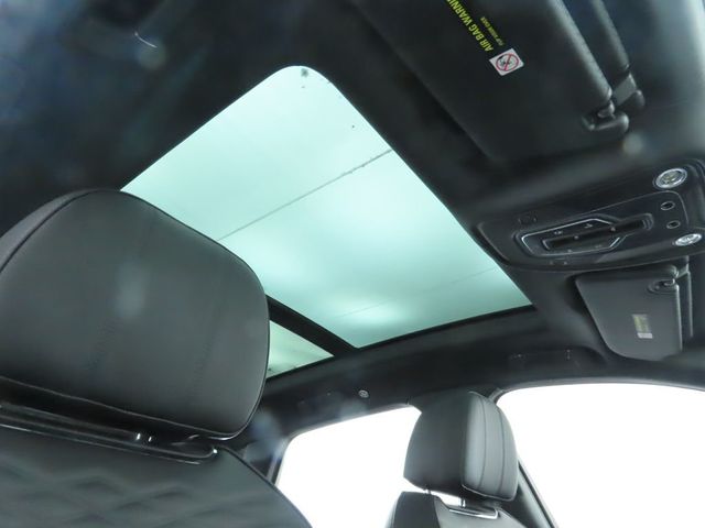 2025 Bentley Bentayga  - 22803697 - 18