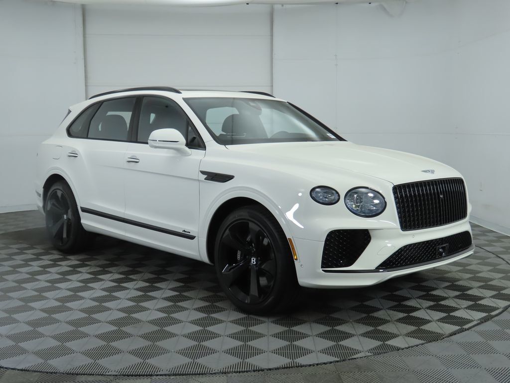 2025 Bentley Bentayga photo 3