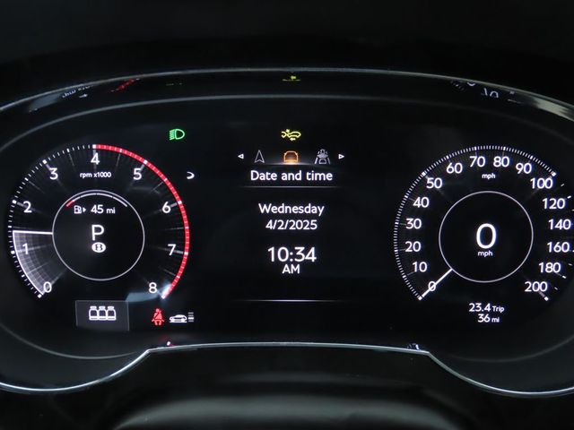 2025 Bentley Bentayga  - 22803697 - 32