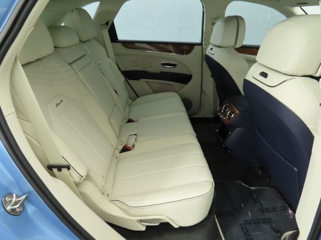 2025 Bentley Bentayga V8 AWD - 22909990 - 21