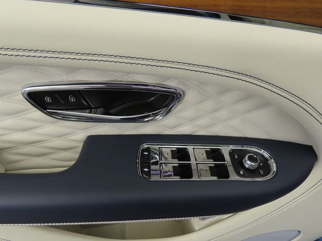 2025 Bentley Bentayga V8 AWD - 22909990 - 22