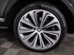 2025 Bentley Bentayga V8 AWD - 22910537 - 31