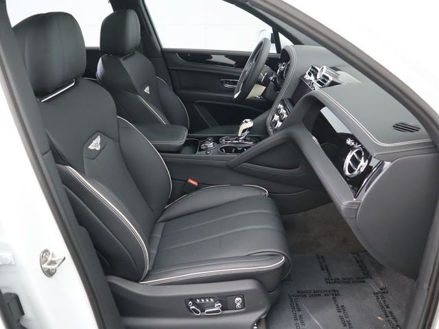 2025 Bentley Bentayga EWB V8 AWD - 22910191 - 20
