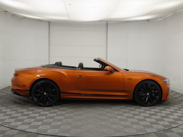 2025 Bentley Continental GT Black Edition Convertible - 22910187 - 3