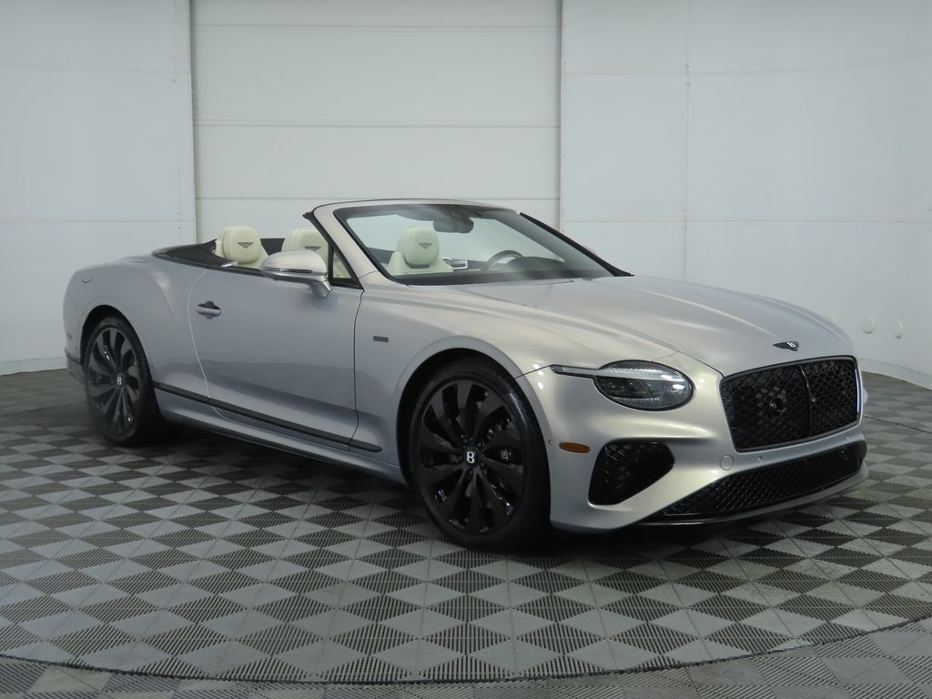 2025 Bentley Continental GT Black Edition photo 3