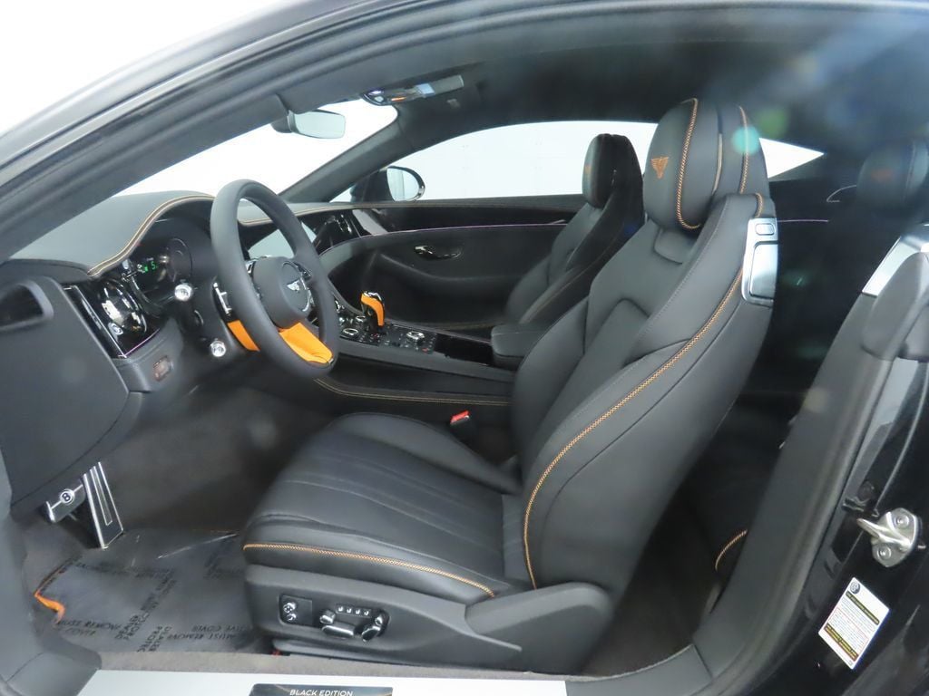 2025 Bentley Continental GT Black Edition photo 19
