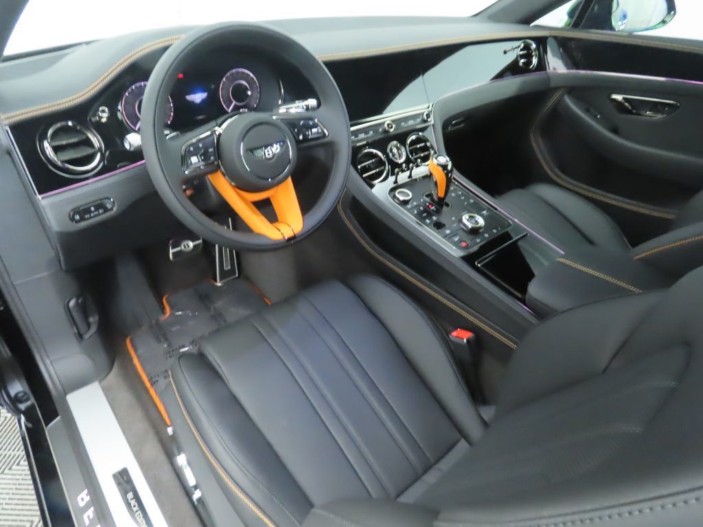 2025 Bentley Continental GT Black Edition photo 9