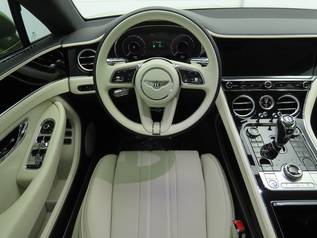 2025 Bentley Continental GT Black Edition photo 10
