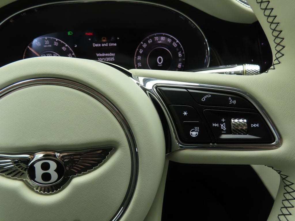 2025 Bentley Continental GT Black Edition photo 12