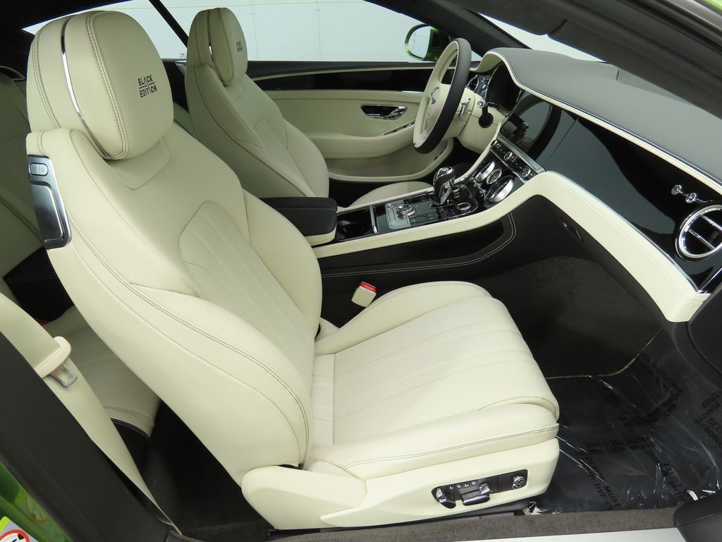 2025 Bentley Continental GT Black Edition photo 20