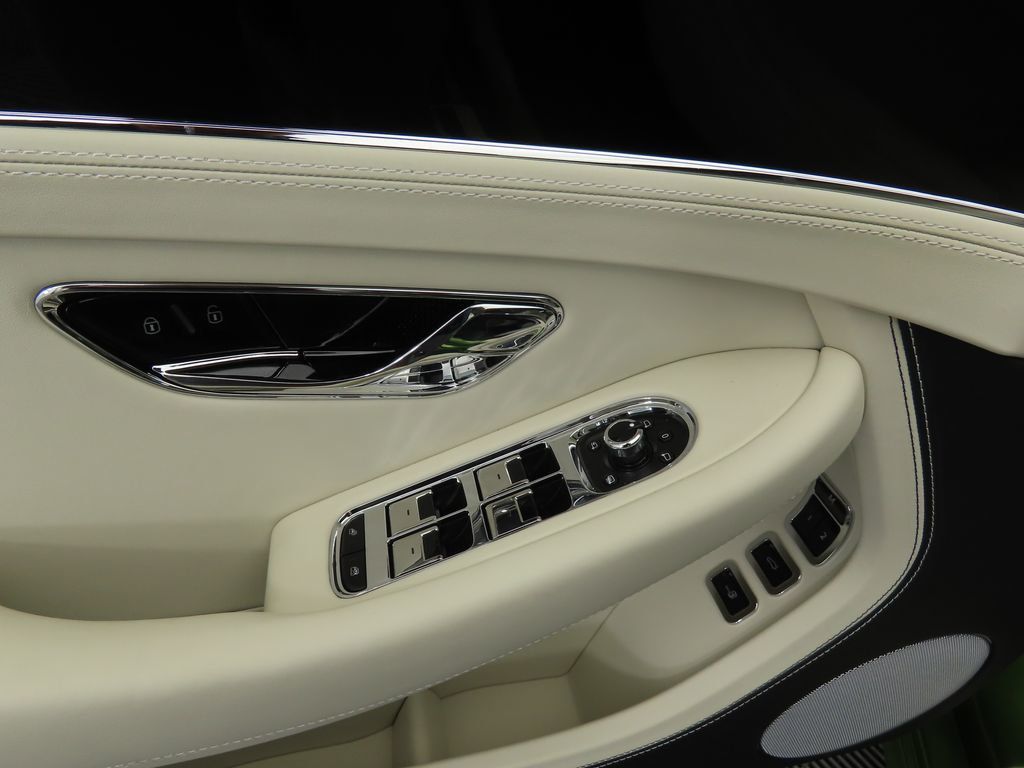 2025 Bentley Continental GT Black Edition photo 23