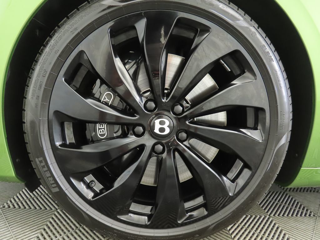 2025 Bentley Continental GT Black Edition photo 25