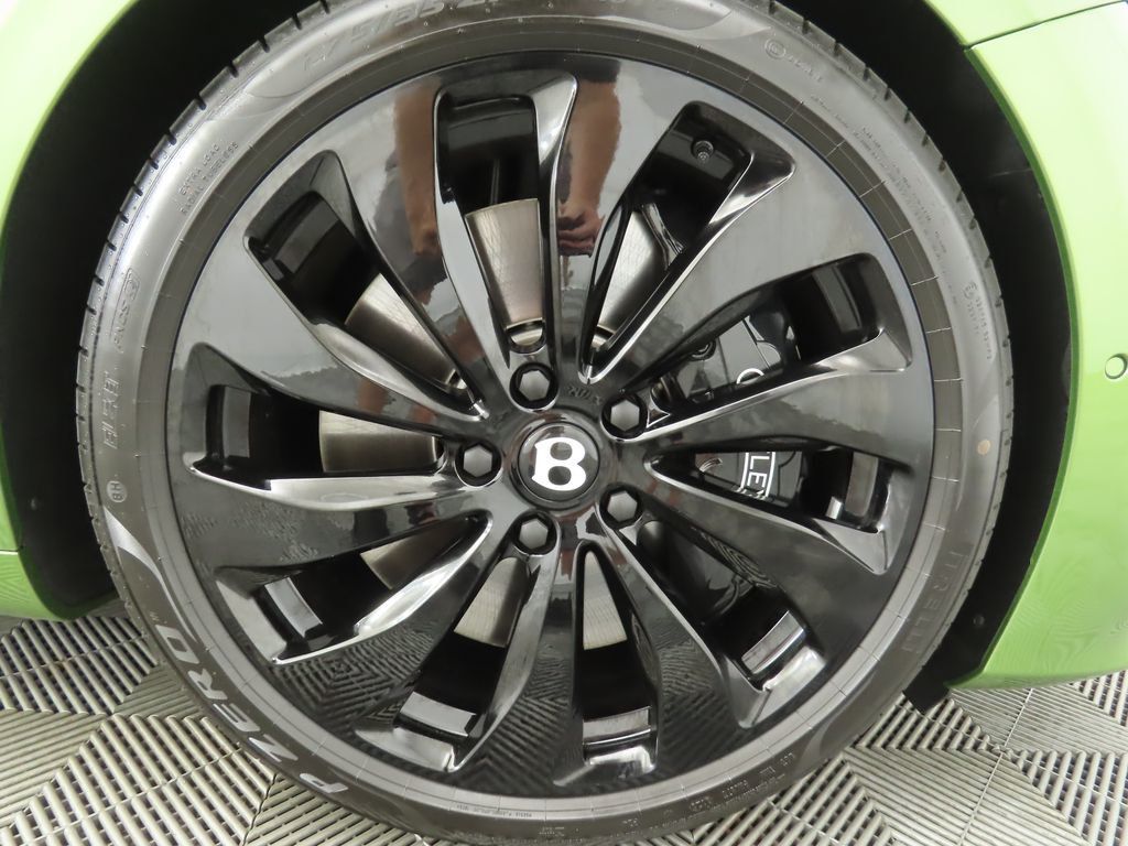2025 Bentley Continental GT Black Edition photo 28