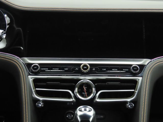 2025 Bentley Flying Spur - 22943437 - 13